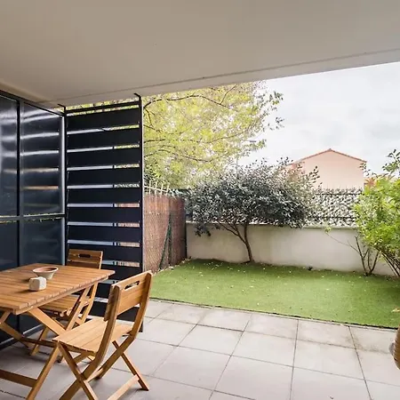Grand T1 Bis Avec Jardin Expose Plein Sud Et Salle De Sport Apartment *