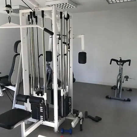 Apartment Grand T1 Bis Avec Jardin Expose Plein Sud Et Salle De Sport *